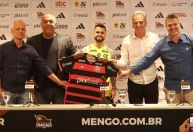 Alcaraz, Wesley, Fabrício Bruno e mais: Braz atualiza mercado do Flamengo