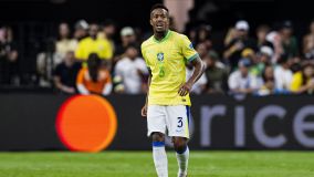Militão em jogo da Seleção