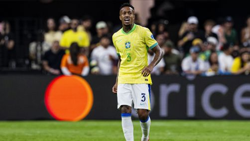 Militão em jogo da Seleção