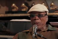 Unicamp concede título de Doutor Honoris Causa a Milton Nascimento