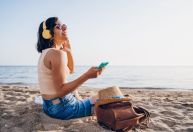EUA não conseguem emplacar uma "música do verão" em 2025; entenda o cenário