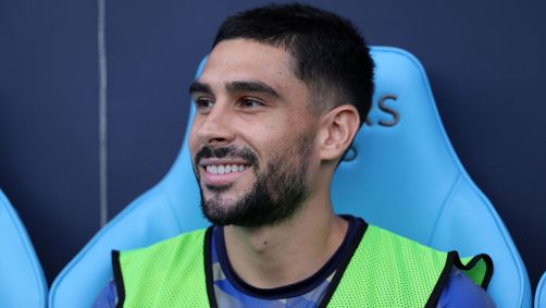 Neal Maupay em amistoso de pré-temporada do Everton, antes de acertar com o Olympique de Marseille