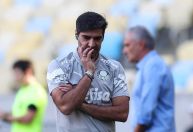 Abel Ferreira pede desculpas para jornalista após resposta machista: "Lamento"