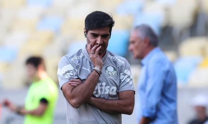 Abel Ferreira e Palmeiras estão em descompasso com relação a reforços