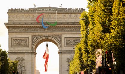 Arco do Triunfo já está preparado para receber os Jogos Paralímpicos de Paris