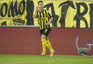 No caminho do Flamengo, Peñarol goleia The Strongest e encaminha ida às quartas