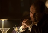 Colin Farrell "estudou" com Danny Devito antes interpretar vilão em "Pinguim"