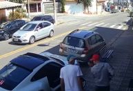 Vídeo: ladrões roubam Porsche no ABC Paulista durante o dia