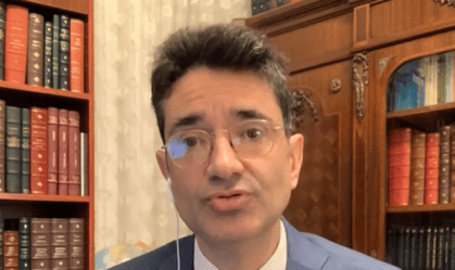 Professor comenta à CNN entrave de Musk e Alexandre de Moraes