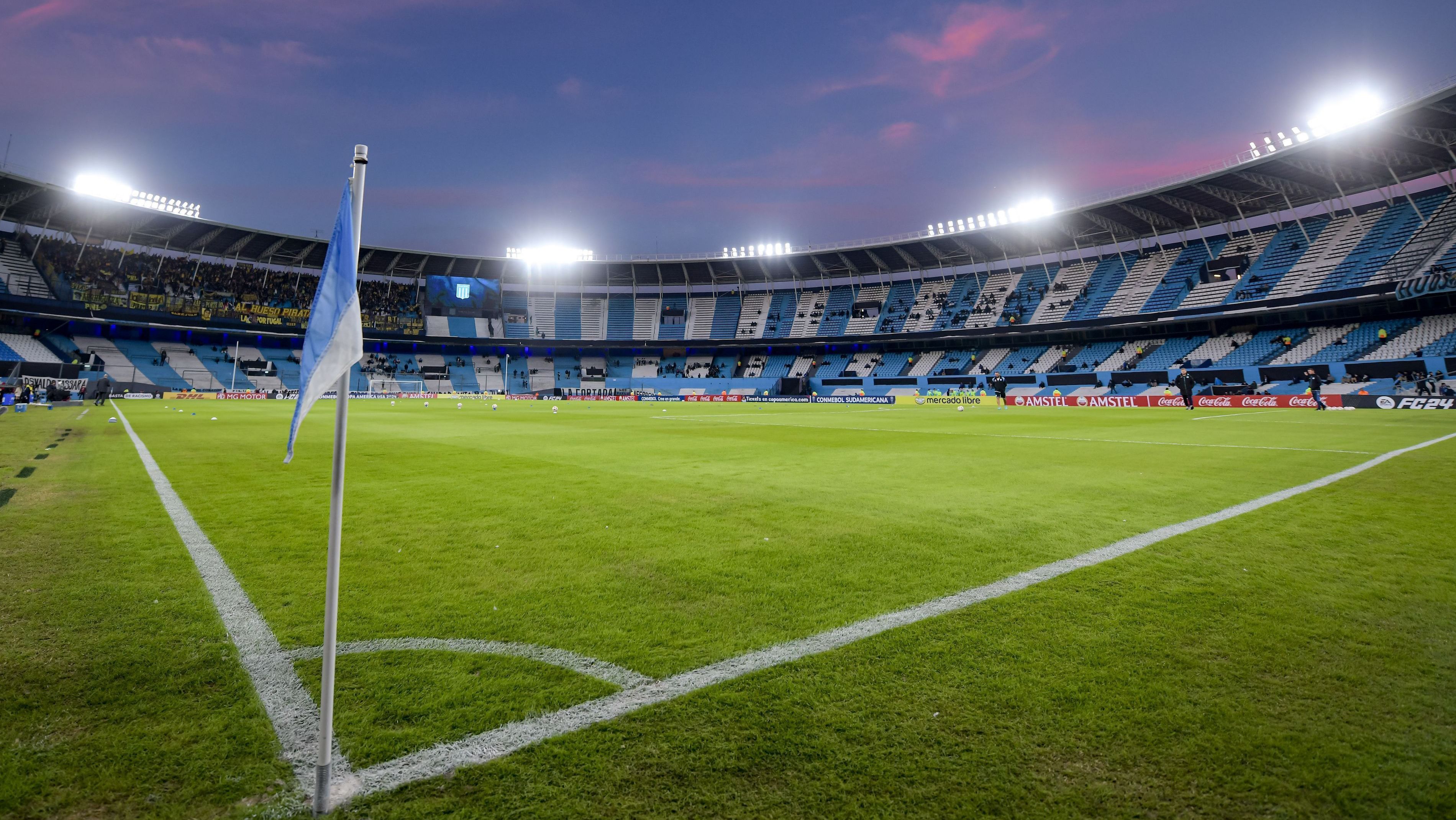 Cilindro, em Avellaneda, receberá Racing x Huachipato nesta terça (20)