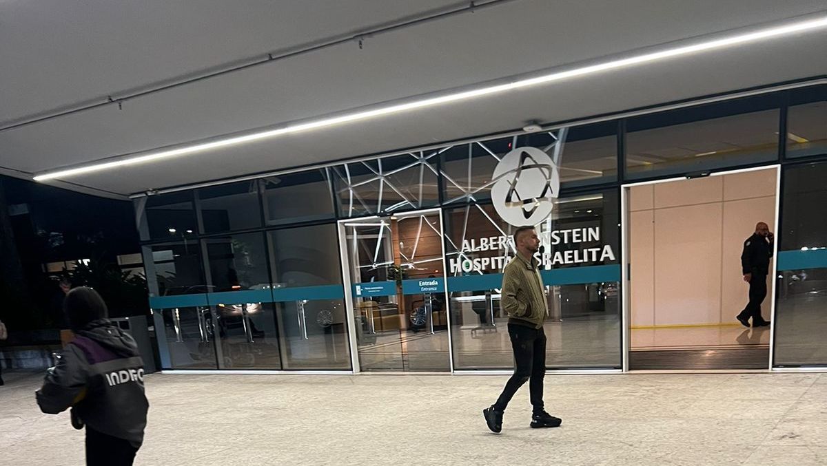 Rafinha foi ao Hospital Albert Einstein, onde Izquierdo está internado