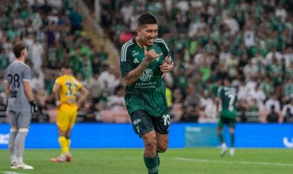 Firmino estreia com gol na nova temporada do Campeonato Saudita; assista
