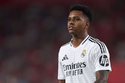 Rodrygo em duelo do Real Madrid contra o Mallorca, na estreia na LALIGA