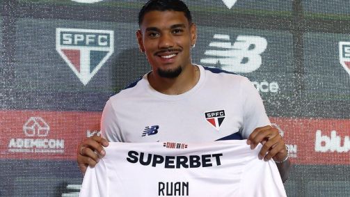 Ruan em apresentação pelo São Paulo