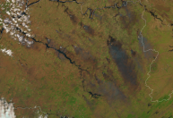 Imagens de satélite mostram início de queimadas e avanço da fumaça em SP; veja