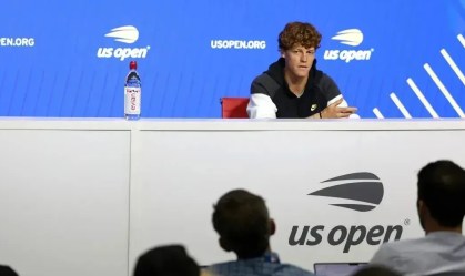 "Não fiz nada de errado", diz Sinner após testar positivo em exames antidoping