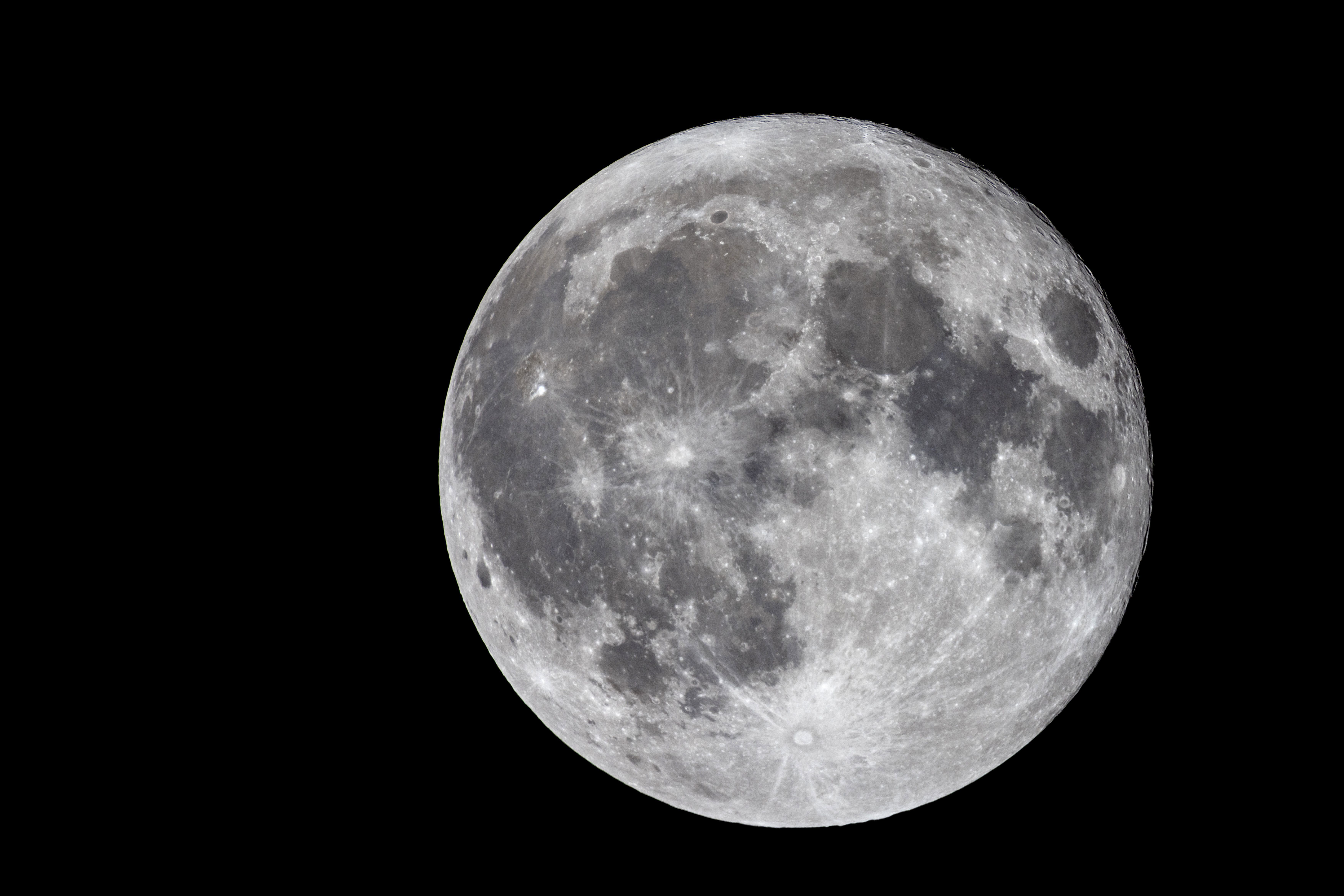 Super Blue Moon Rises Over Austin