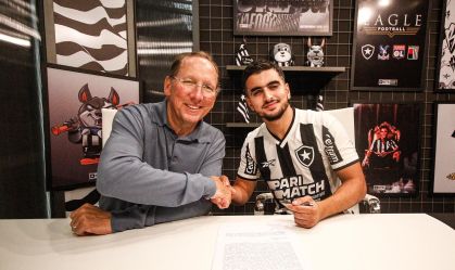 Sem estrear, francês El Arouch deixa Botafogo um mês depois do anúncio