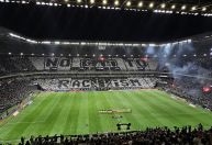 Atlético-MG identifica torcedor que fez gestos racistas em jogo e define punição