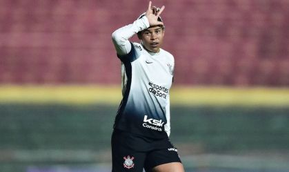Vic Albuquerque fez o gol da classificação do Corinthians