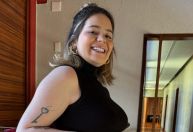 Grávida de 6 meses, Viih Tube se surpreende com tamanho da barriga: 
