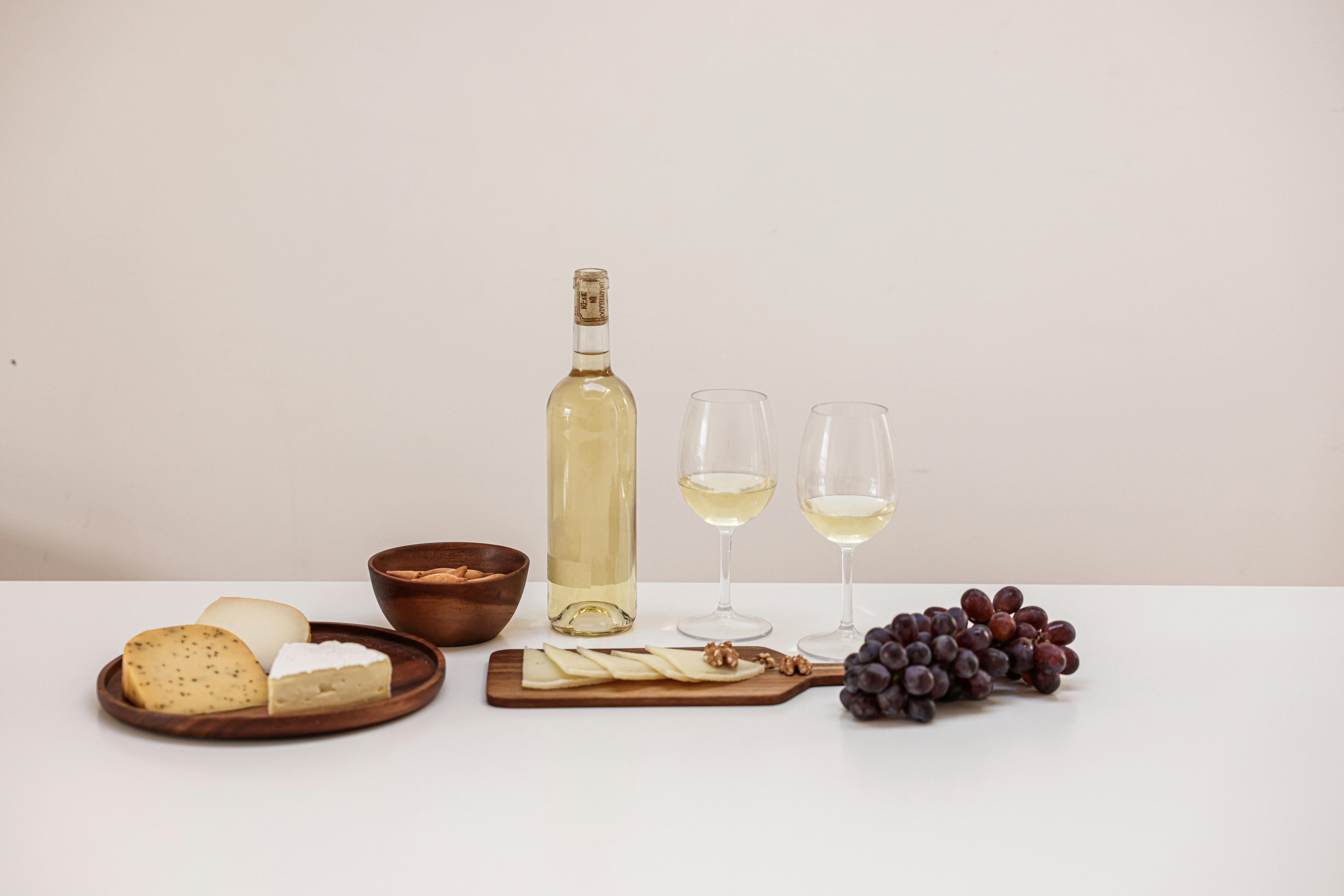 Para os pais que apreciam uma boa bebida, vinhos importados são boas escolhas / Pexels