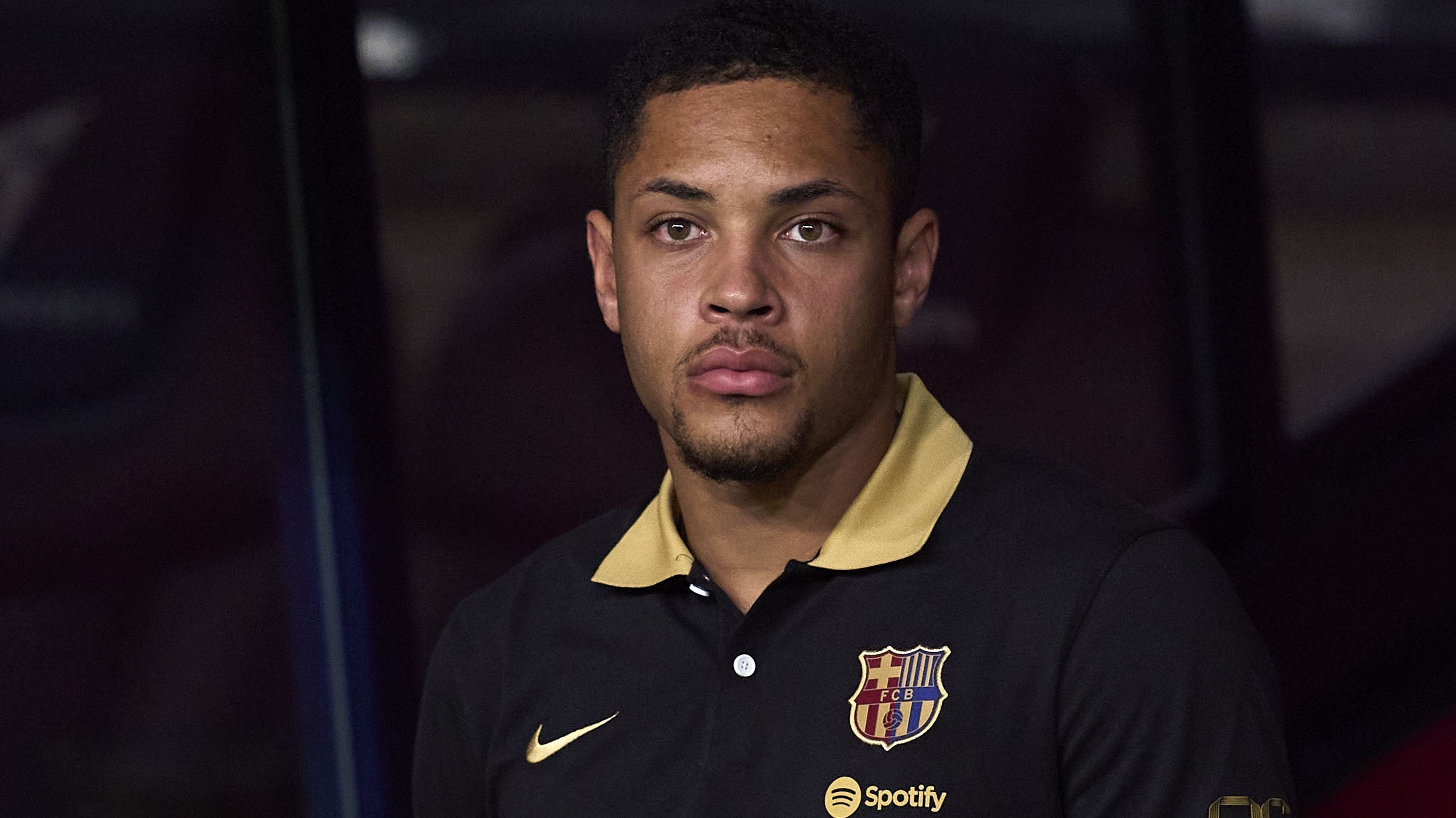 Vitor Roque em jogo do Barcelona