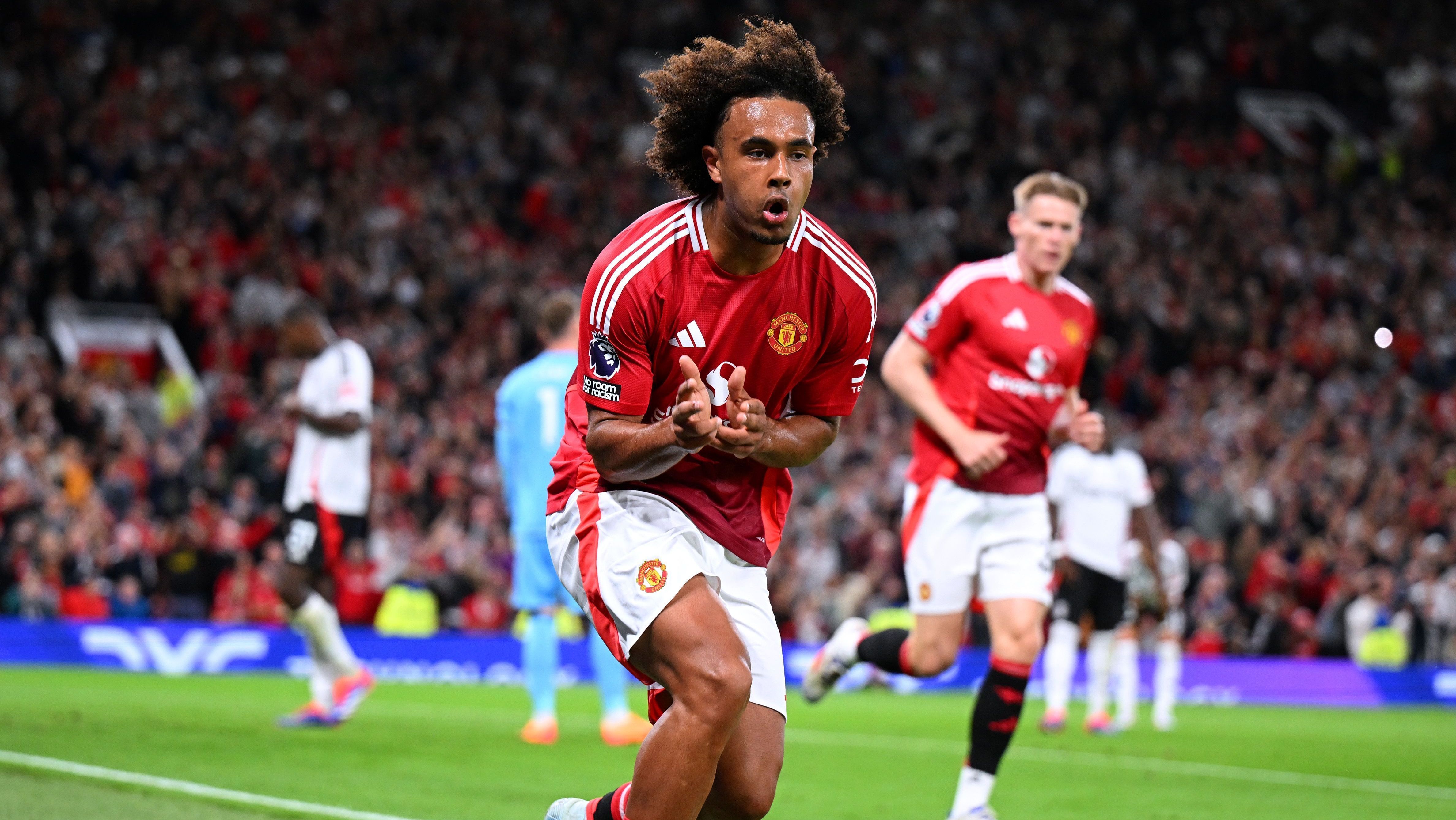 United enfrenta o Barnsley pela Liga Inglesa