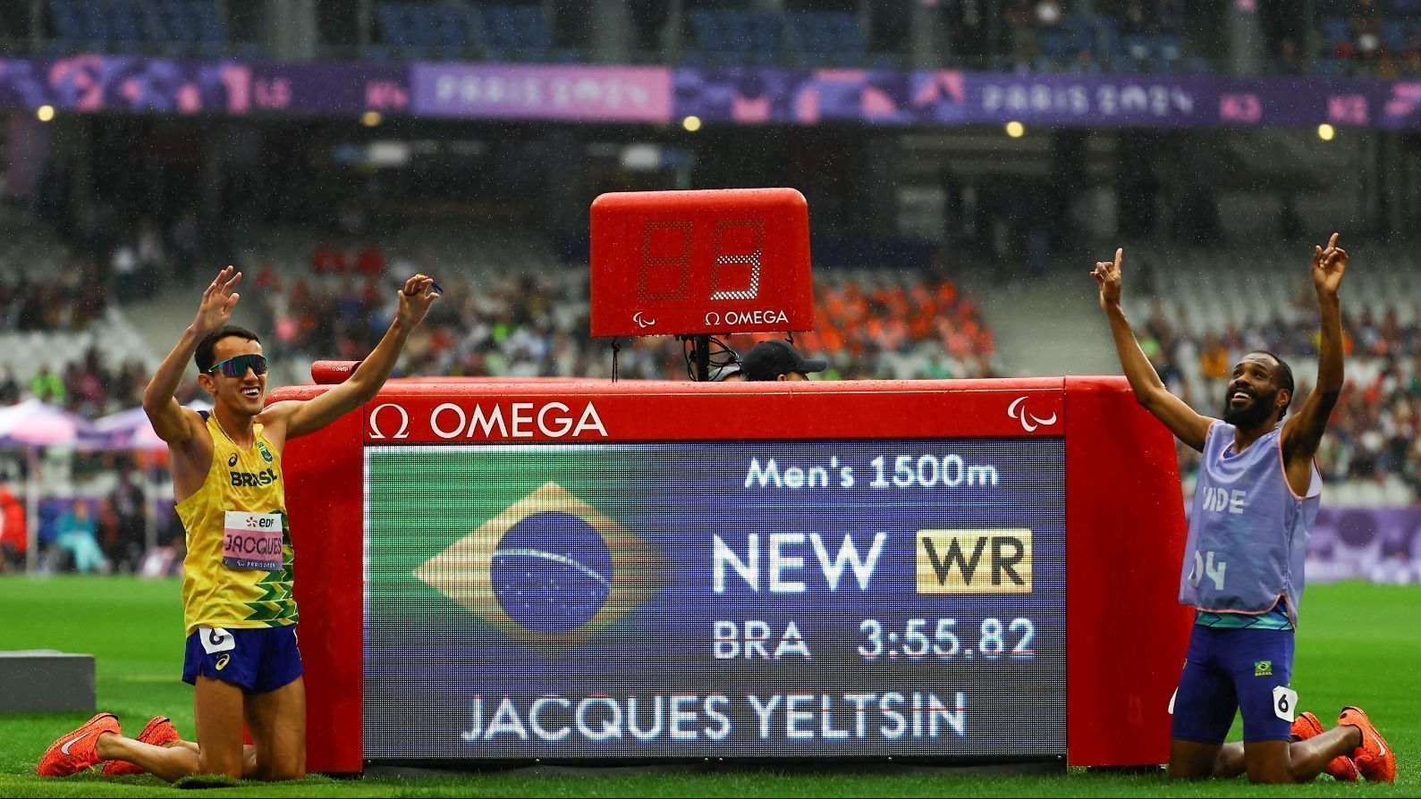 Yeltsin Jacques conquistou o ouro nos 1.500m T11 em Paris 2024
