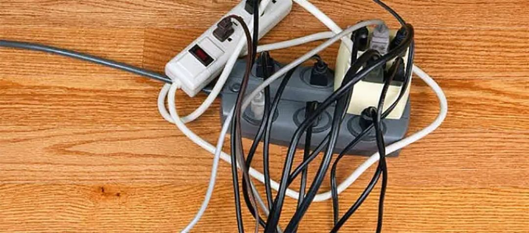 As gambiarras representam um risco sério de incêndios • CEMIRIM