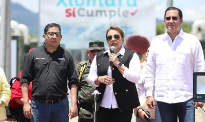 Presidente de Honduras abandona acordo com os EUA e denuncia tentativa de golpe
