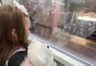 Aulas na Ucrânia são retomadas em estações de metrô devido a ataques russos