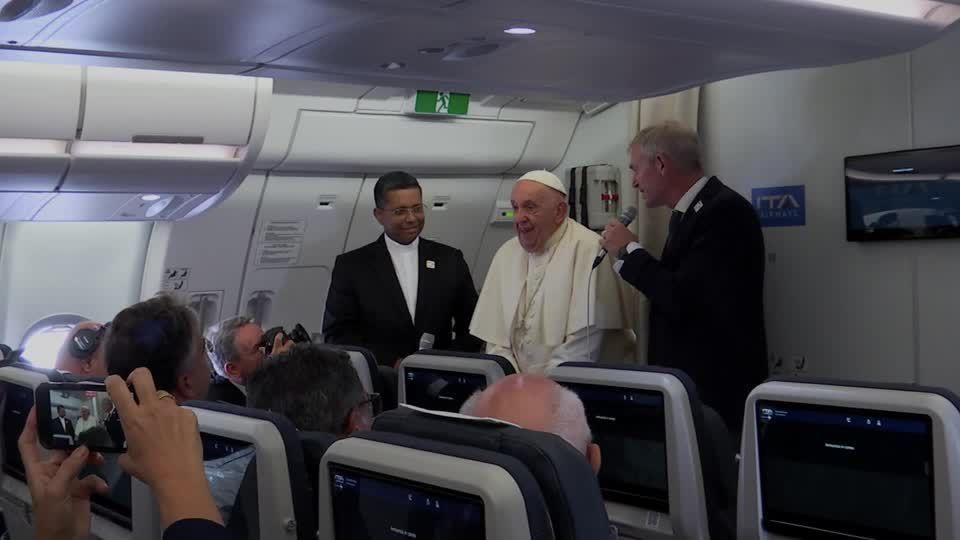Pope Francis thanks media on plane to Asia, calls it 'longest flight' he's taken