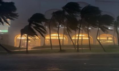 Aéreas dos EUA cancelam mais de 1 mil voos por furacão Helene