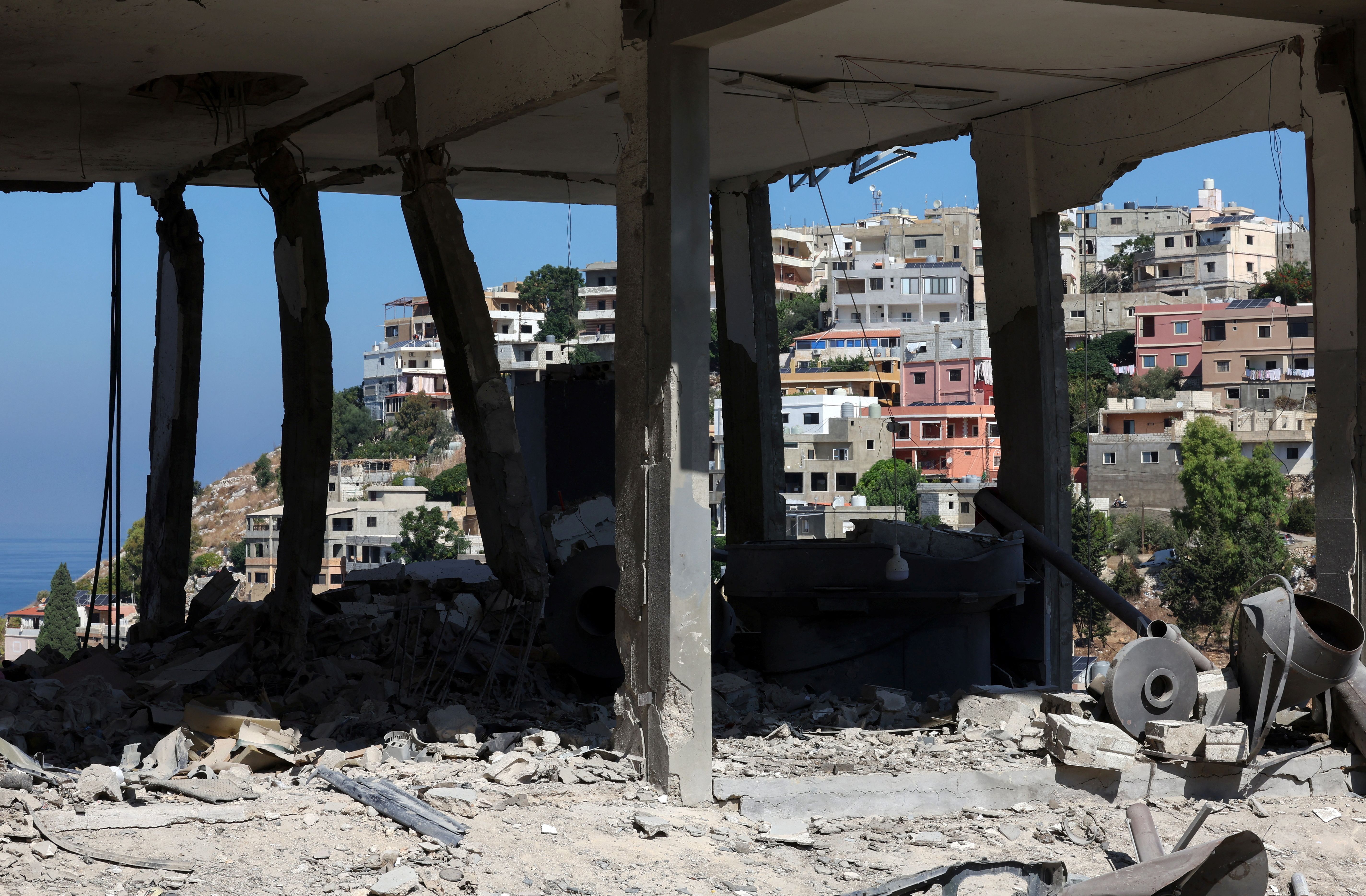 Aftermath of Israeli strikes on Saksakiyeh