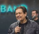 Faustão é extubado e segue internado, confirma assessoria do apresentador