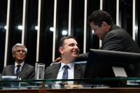 Hugo Motta sinaliza frear votação do PL das dívidas rurais até o recesso
