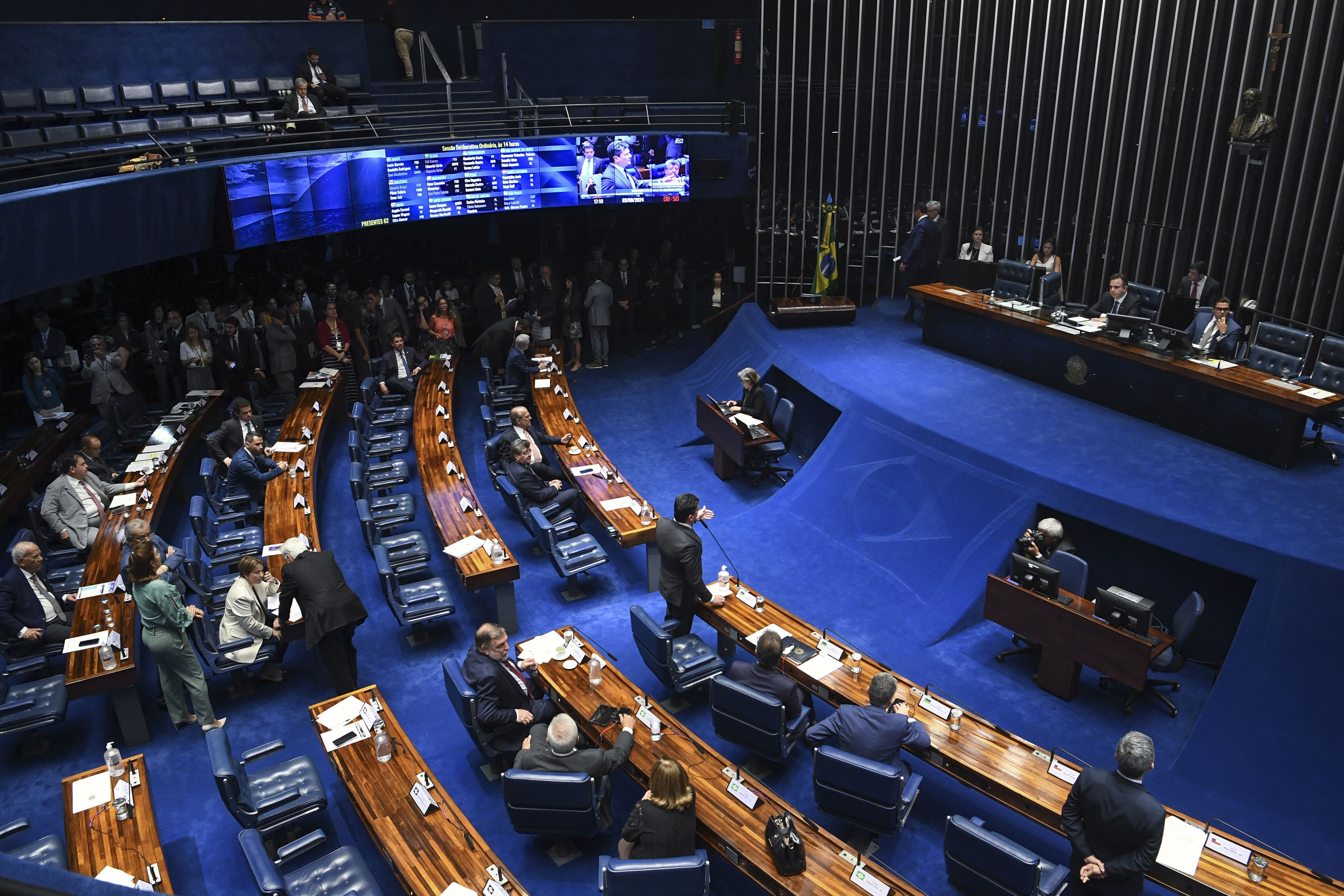 Sessão plenária no Senado
