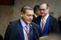 Nunes Marques pede vista em caso sobre auxílio a vítima de violência