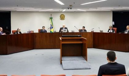 Moraes vota para manter ex-assessor do GSI como réu por incitar o golpe
