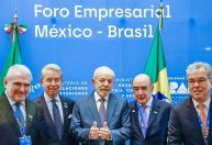 Lula diz que "economia não tem mágica" e que não se pode dar "cavalo de pau"
