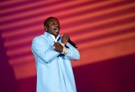 Akon compartilha crítica de brasileiro após show no Rock in Rio: "Playback ruim"