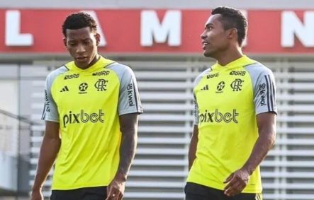 Plata e Alex Sandro, do Flamengo.