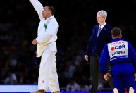 Arthur Silva conquista ouro no judô, em Paris 