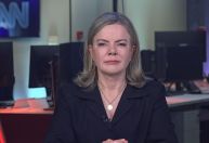 "PT saiu do calvário e está em processo de reconstrução", diz Gleisi Hoffmann à CNN