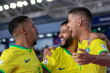 Brasil vence o Marrocos e avança à semifinal
