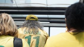 Manifestantes chegam à Avenida Paulista para ato de 7 de setembro