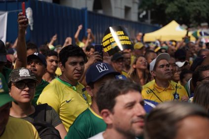 Manifestante com boné da campanha de Pablo Marçal (PRTB) à prefeitura de São Paulo