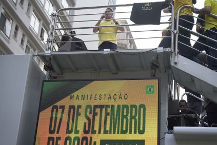 O ex-presidente Jair Bolsonaro (PL) discursou em ato contra Alexandre de Moraes na Avenida Paulista neste sábado (7)