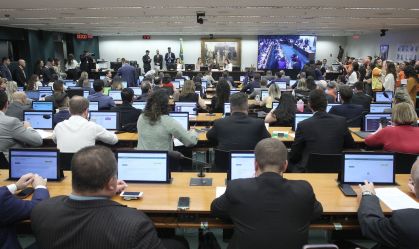 Comissão da Câmara aprova projetos do pacote anti-MST